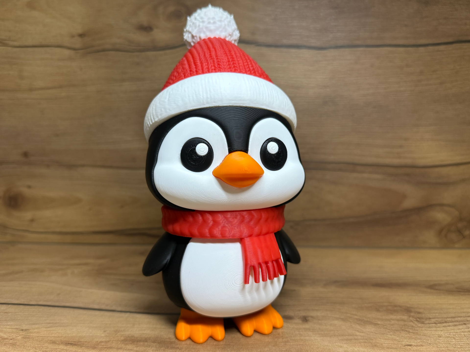 Rengarenk Şapkalı Penguen Figürü küçük görsel