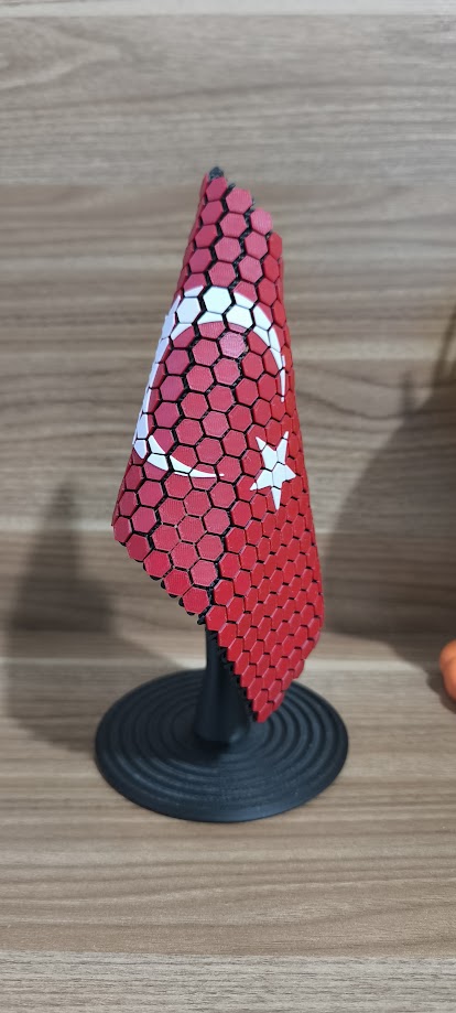 Premium Petek Dokulu 3D Türk Bayrağı & Masaüstü Standı