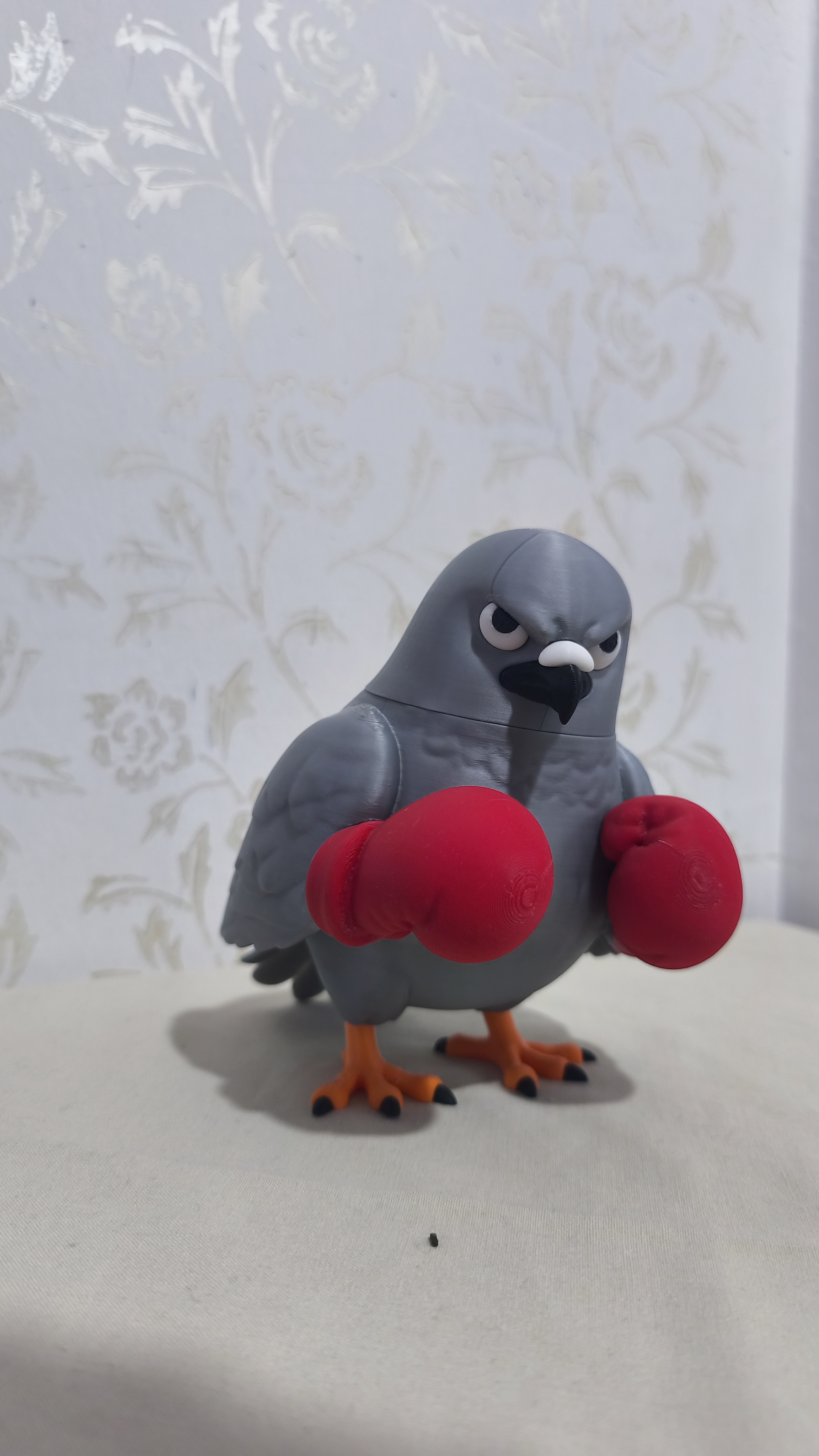 Öfkeli Nakavtçı Güvercin: 16 cm Premium 3D Baskı Biblo küçük görsel