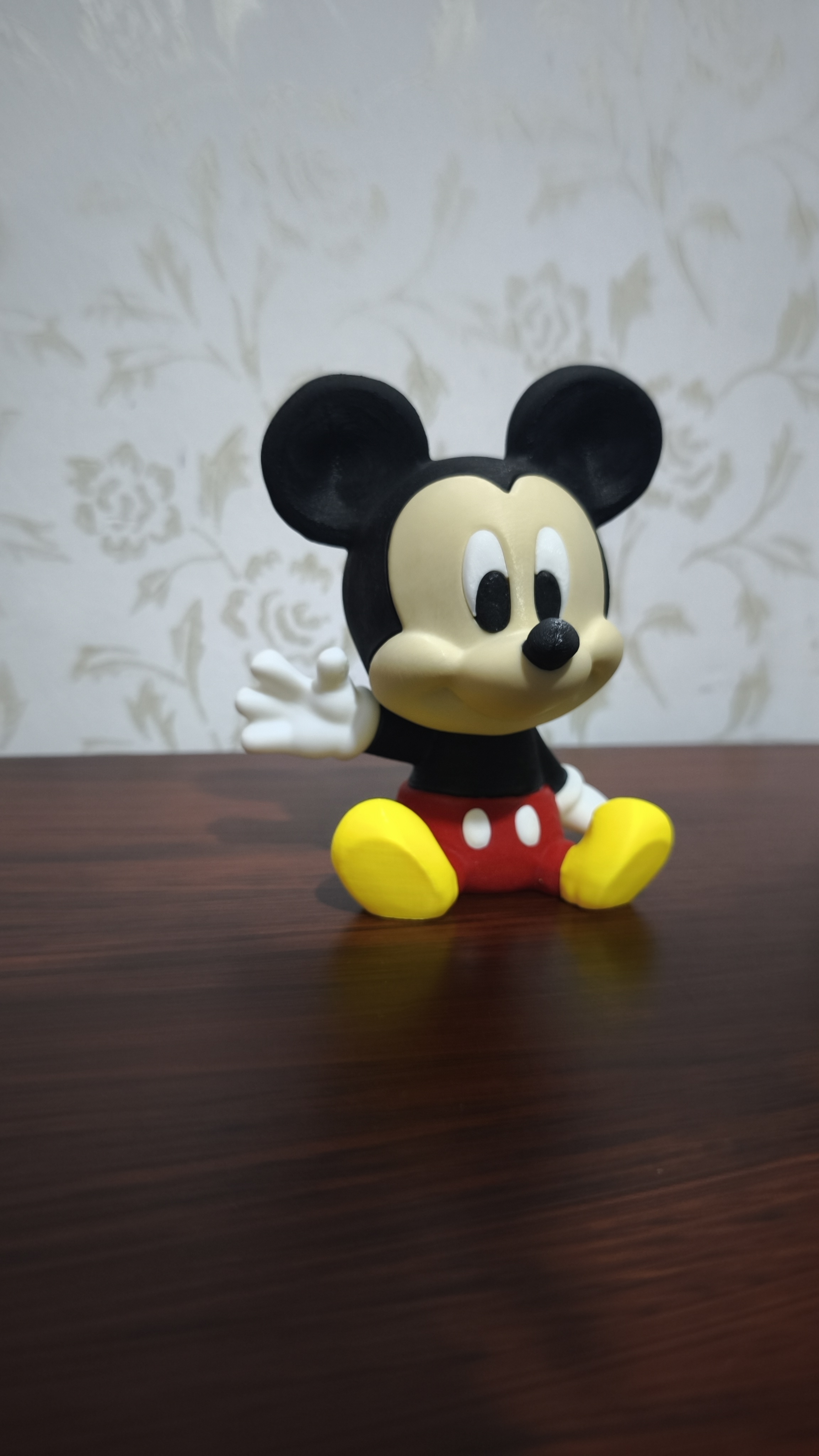 Baby Mickey Mouse: El Sallayan Neşeli Koleksiyon Figürü küçük görsel