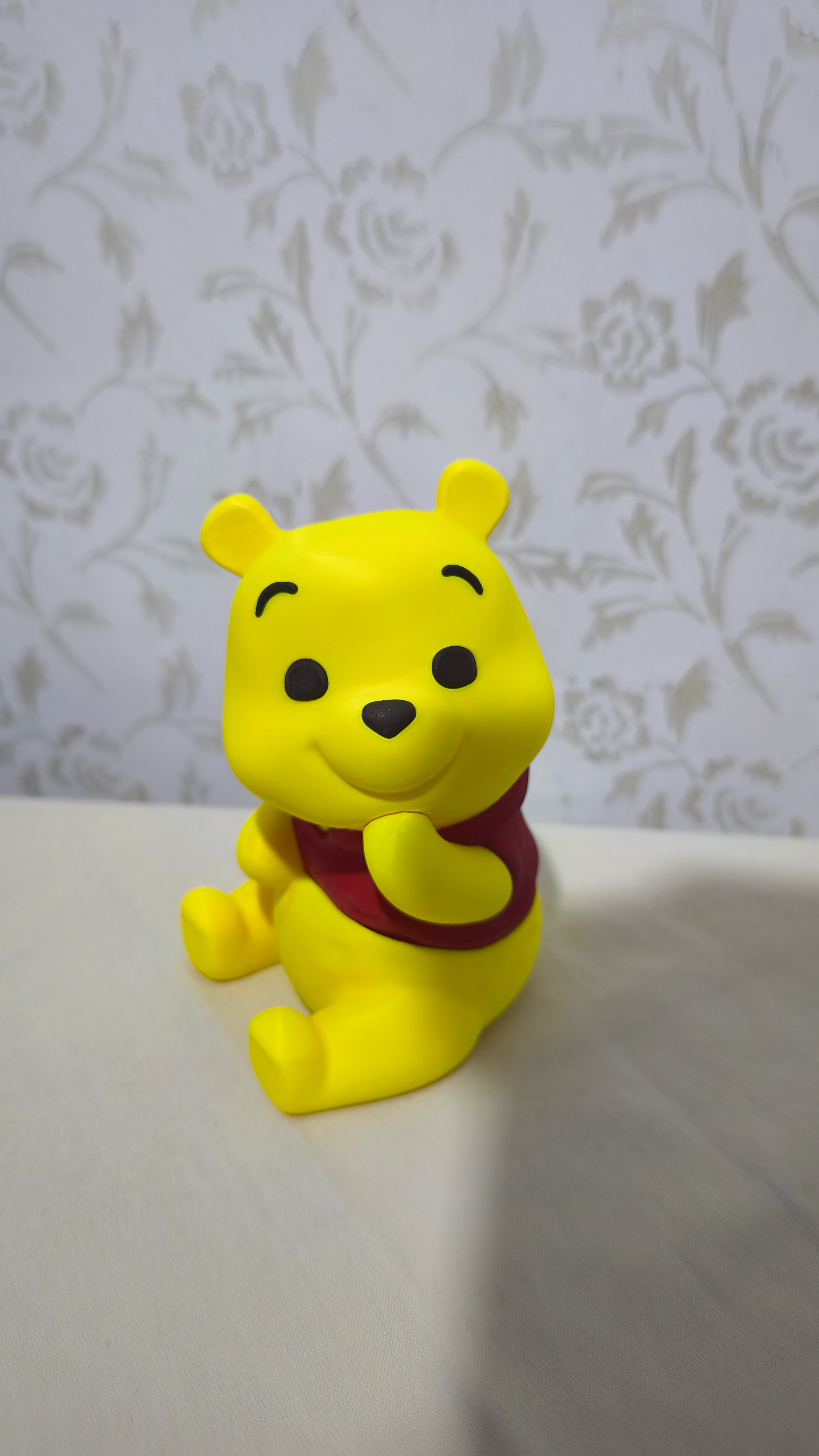 Sevimli Winnie the Pooh Oturan Figür - Özel Tasarım 3D Biblo küçük görsel